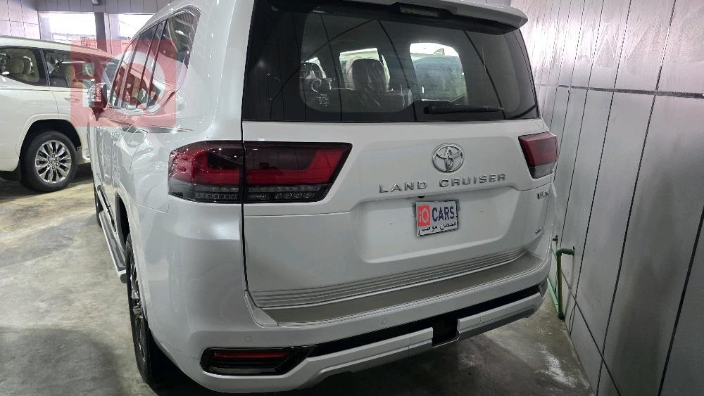 تويوتا لاندكروزر